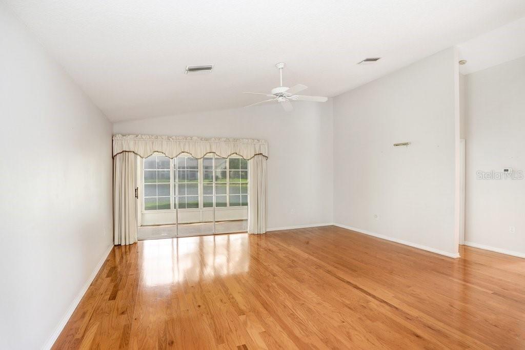 4407 Whitton Way New Port Richey, FL 34653 - Photo 19 of 49 Gallery Image 19