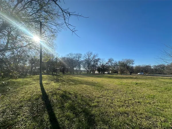 a view of an outdoor space and a yard
