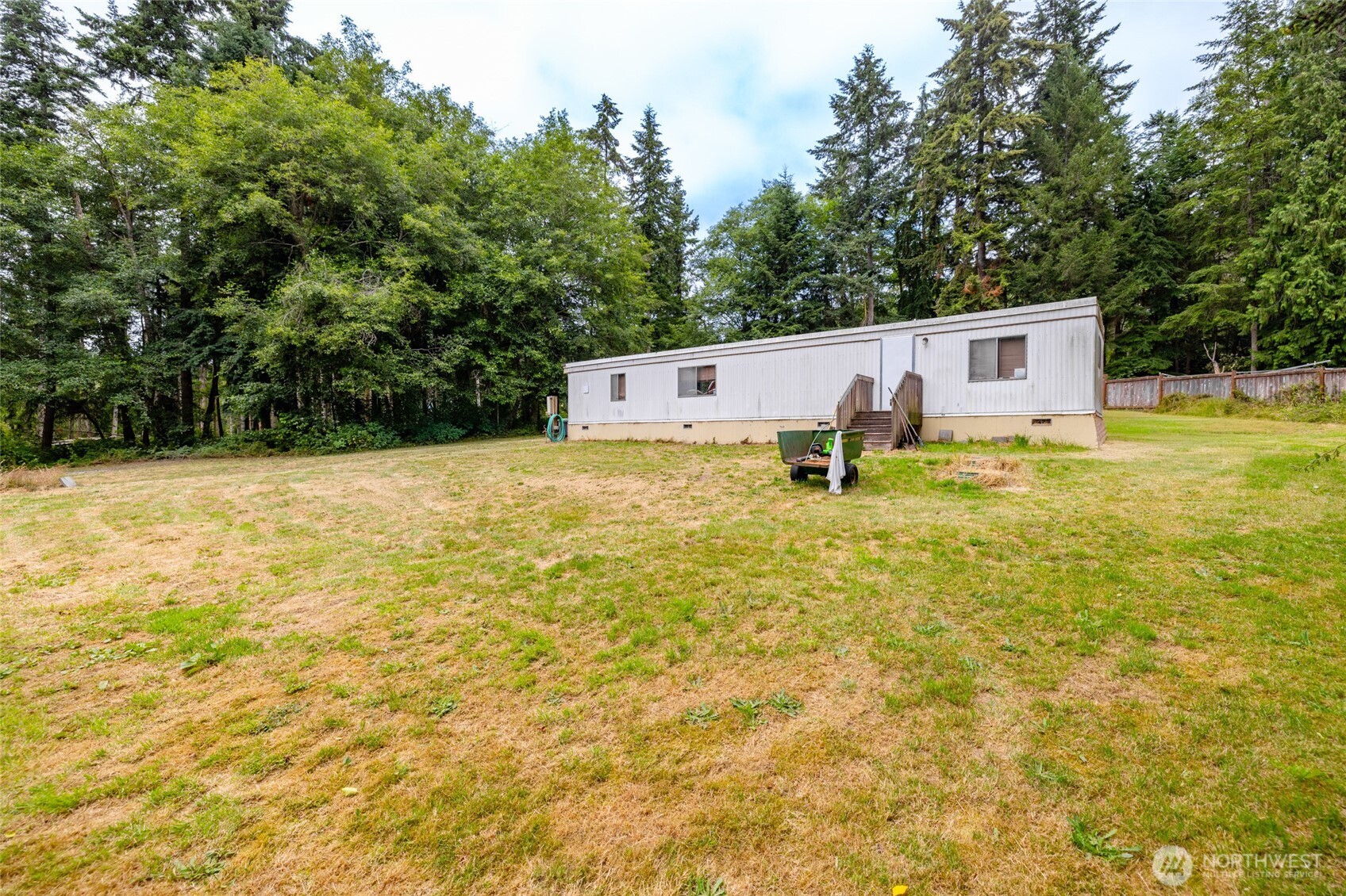 7846 Bailey Road Clinton, WA 98236 - Photo 11 of 12