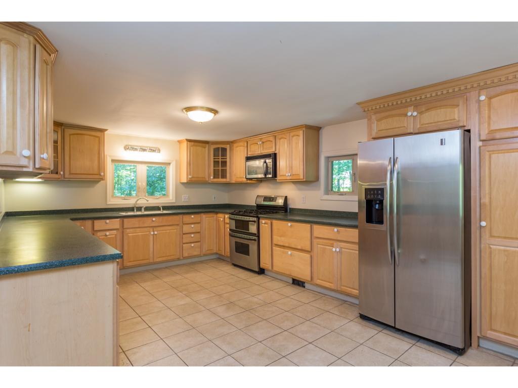 892 Elwyn Road Portsmouth, NH 03801 - Photo 4 of 35 Gallery Image 4