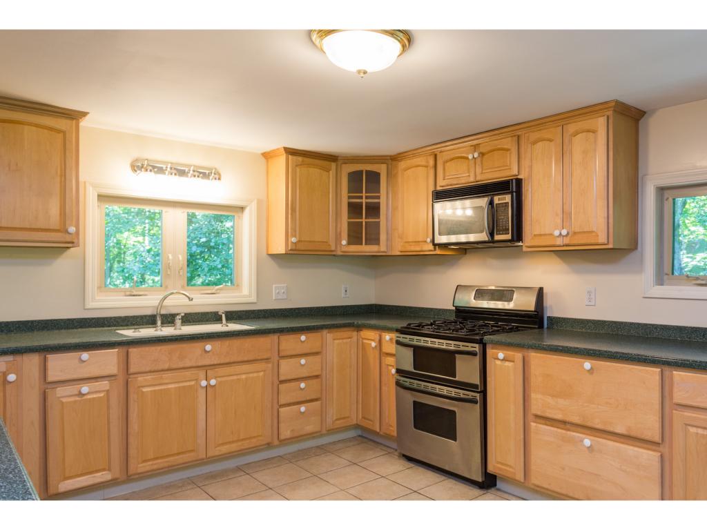 892 Elwyn Road Portsmouth, NH 03801 - Photo 5 of 35 Gallery Image 5