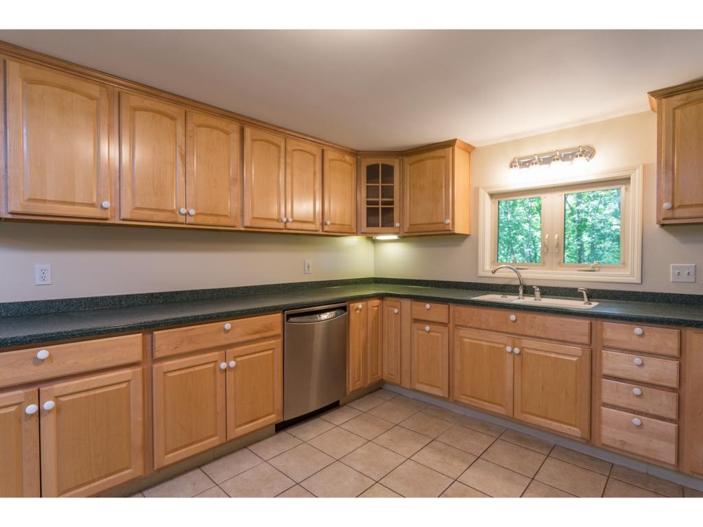 892 Elwyn Road Portsmouth, NH 03801 - Photo 6 of 35 Gallery Image 6