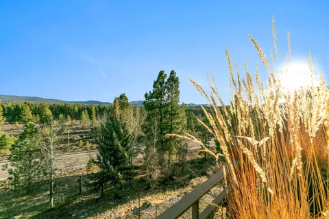 $1,099,000 | 12191 Highland Avenue, Truckee, CA 96161