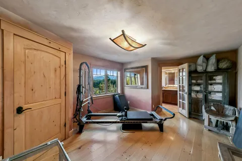 $1,099,000 | 12191 Highland Avenue, Truckee, CA 96161