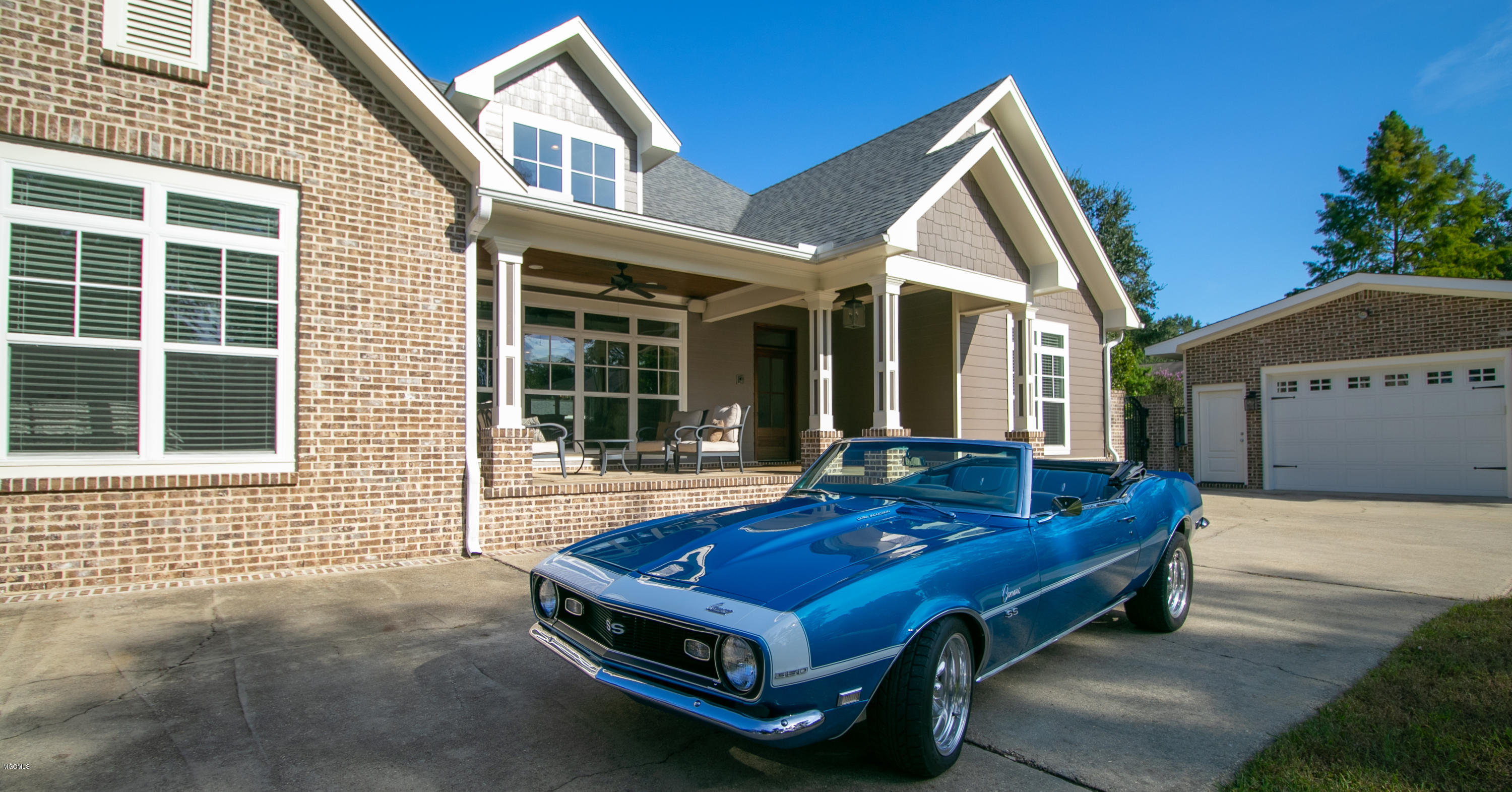 860 Reed Lane Gulfport, MS 39507 - Photo 2 of 49 Reed Lane Magazine-111