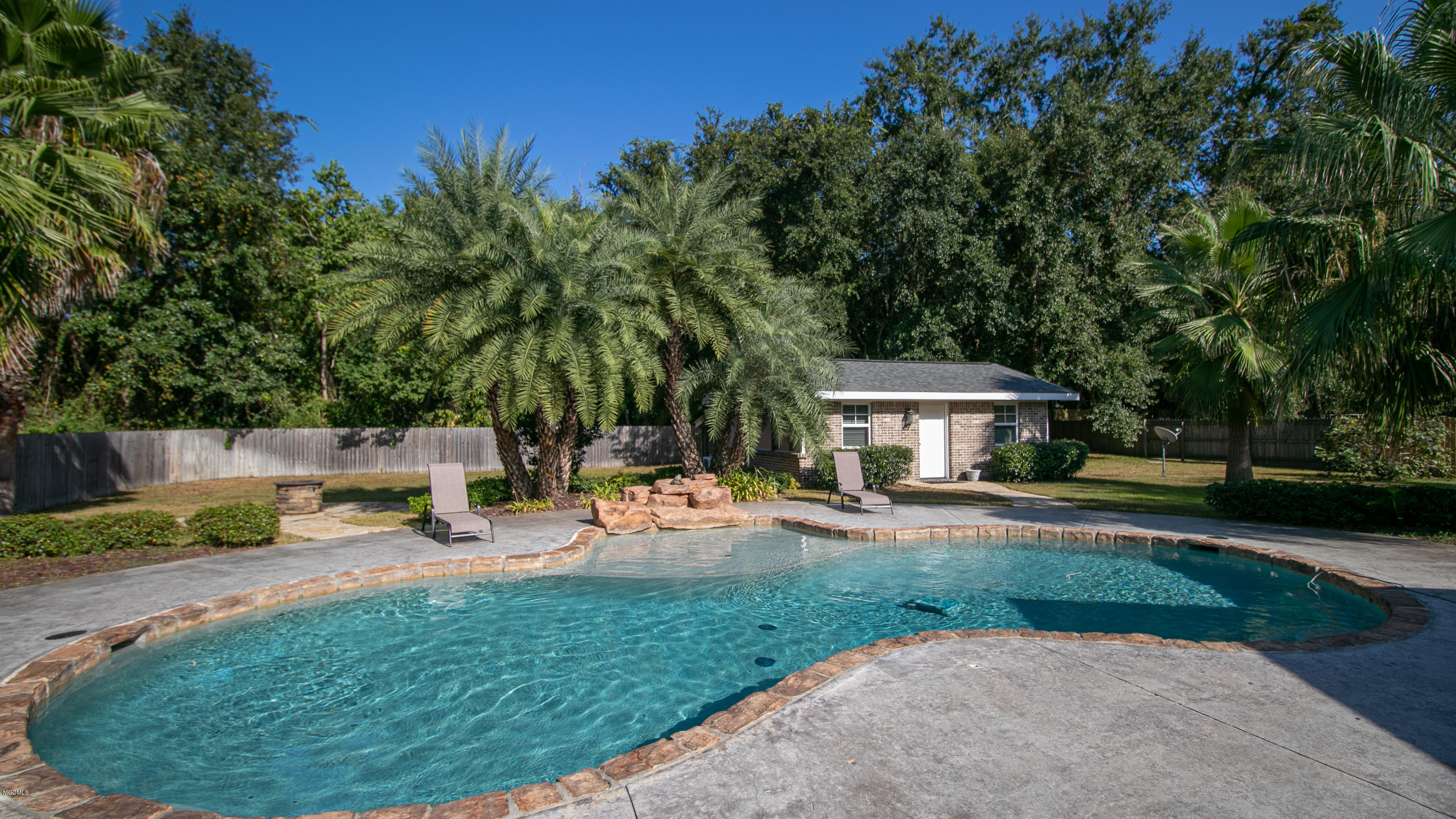 860 Reed Lane Gulfport, MS 39507 - Photo 36 of 49 Reed Lane Magazine-103