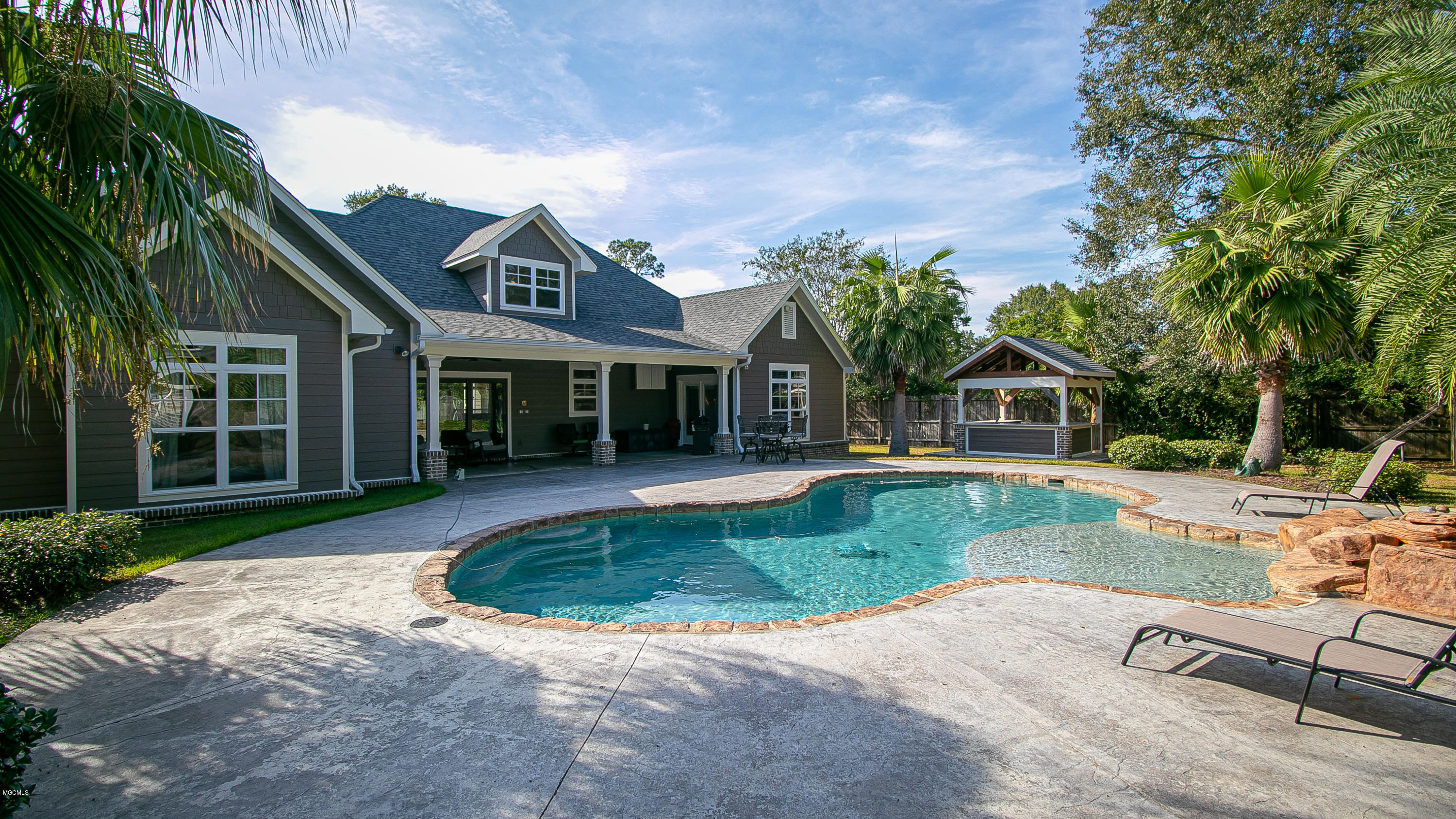 860 Reed Lane Gulfport, MS 39507 - Photo 39 of 49 Reed Lane Magazine-105