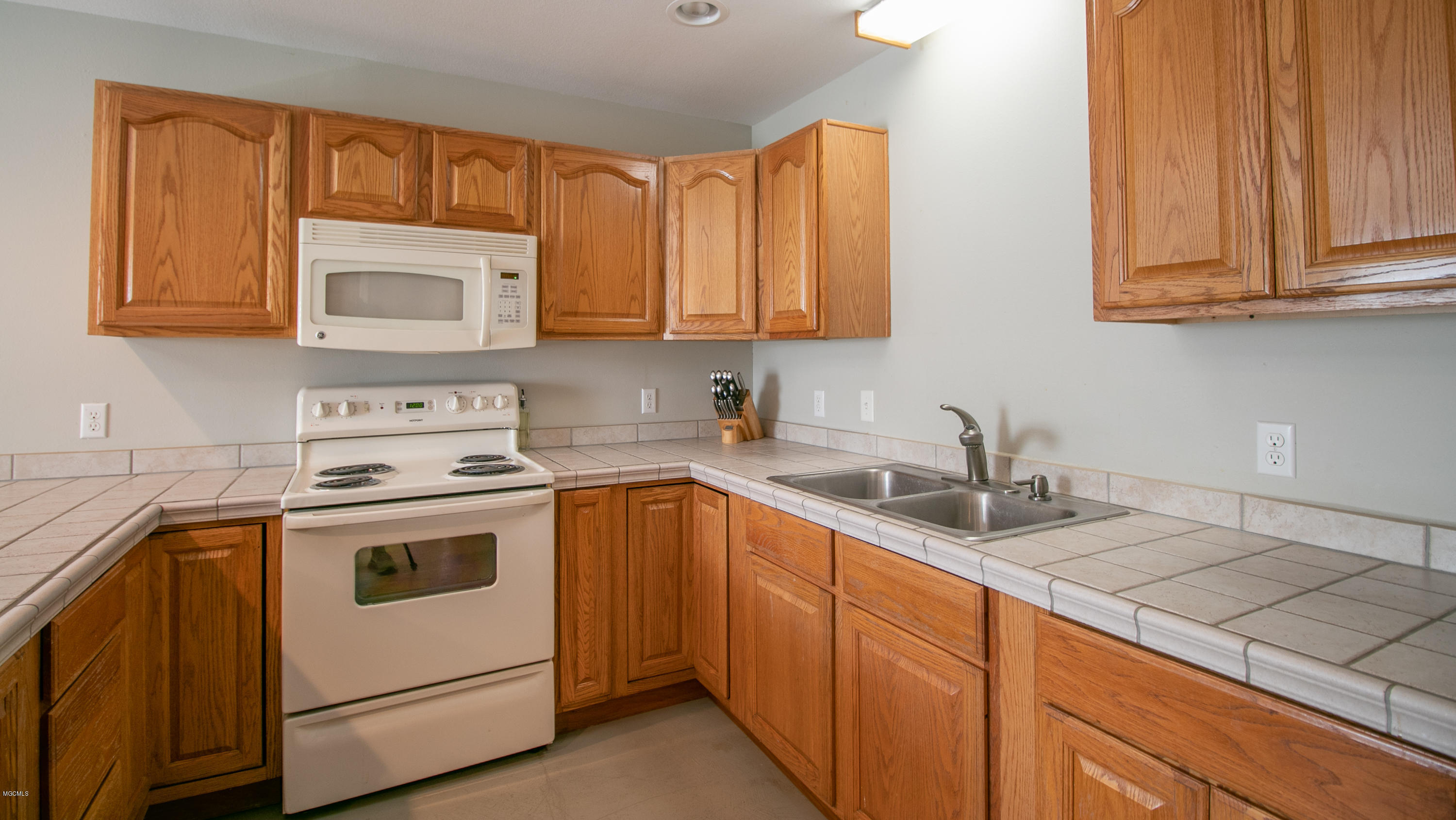 860 Reed Lane Gulfport, MS 39507 - Photo 43 of 49 Reed Lane normal size-138