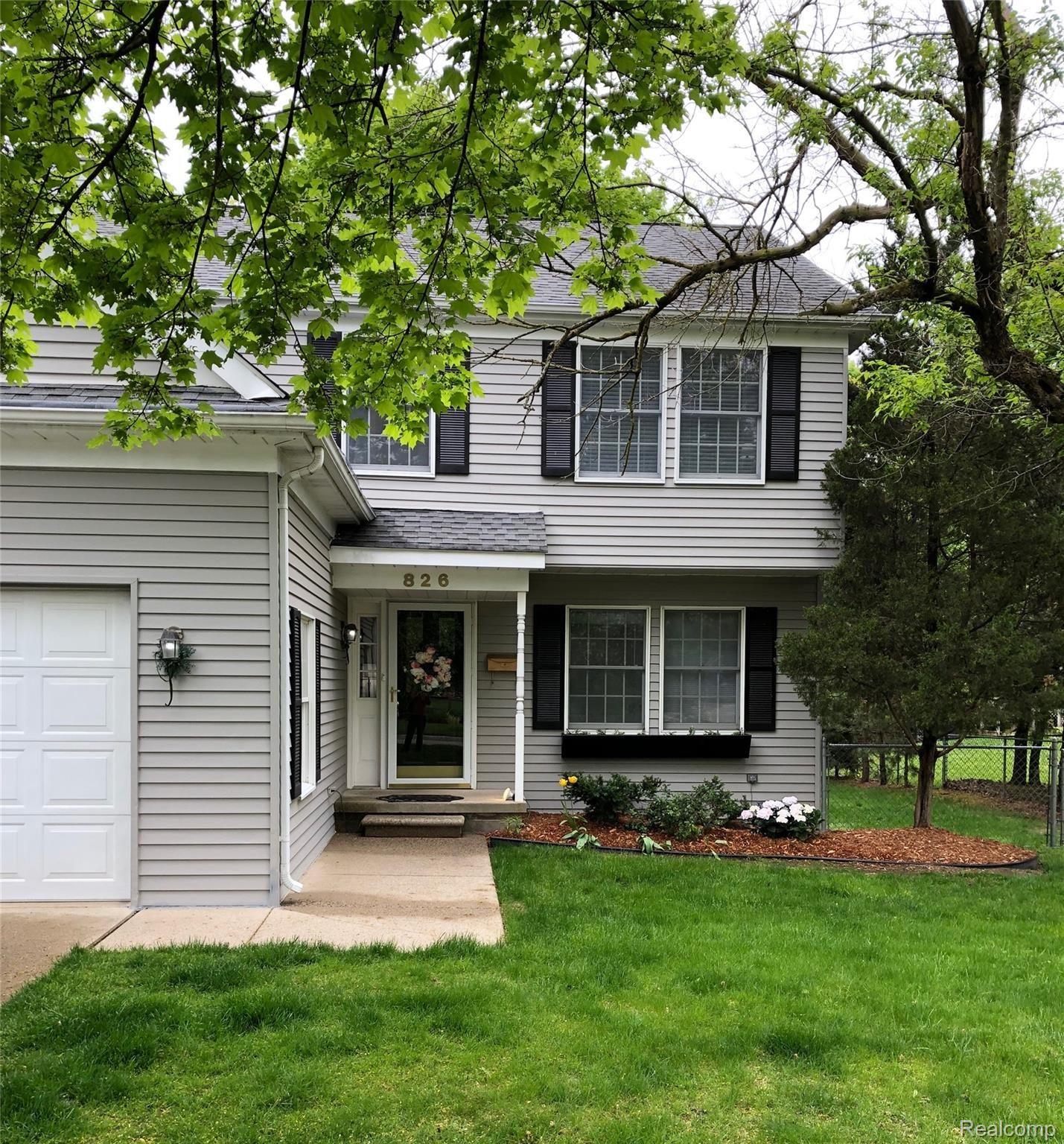 826 Miller Avenue Rochester, MI 48307 - Photo 1 of 22 4D043AD7-84BD-4076-893B-9A177093DAF4.jpeg