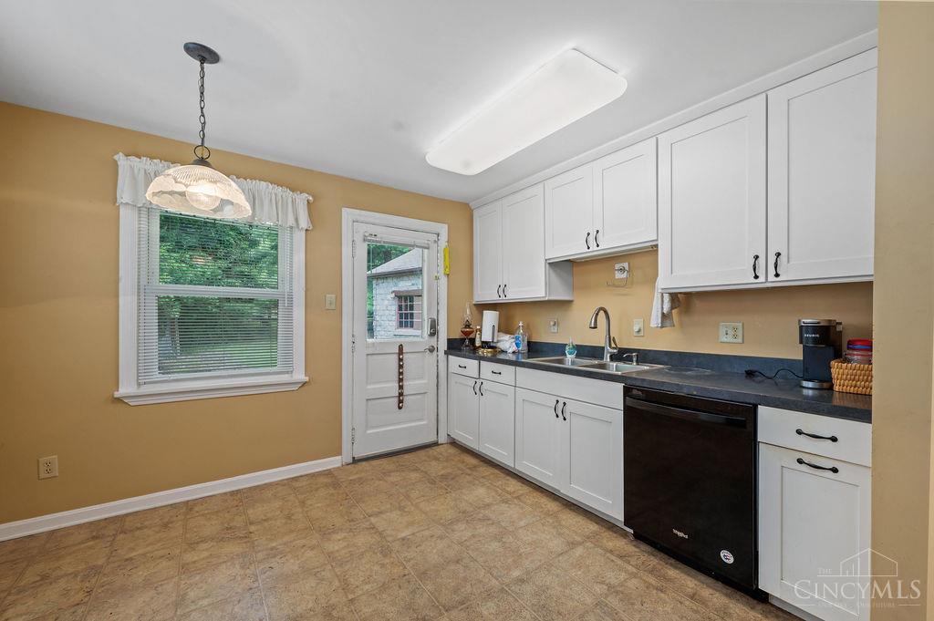 4771 Shepherd Creek Road Cincinnati, OH 45239 - Photo 12 of 84