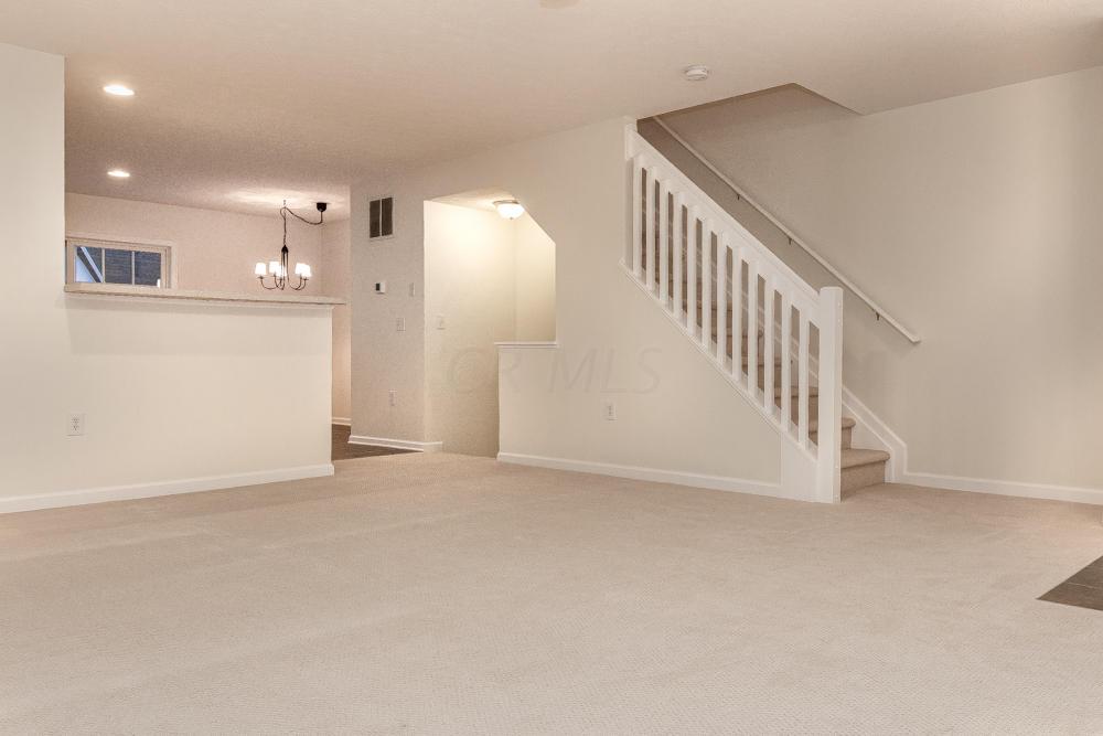 6301 Needletail Road, Unit 56301 Columbus, OH 43230 - Photo 4 of 33