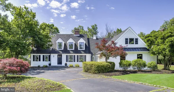 $975,000 | 6 Kings Court, Pennington, NJ 08534