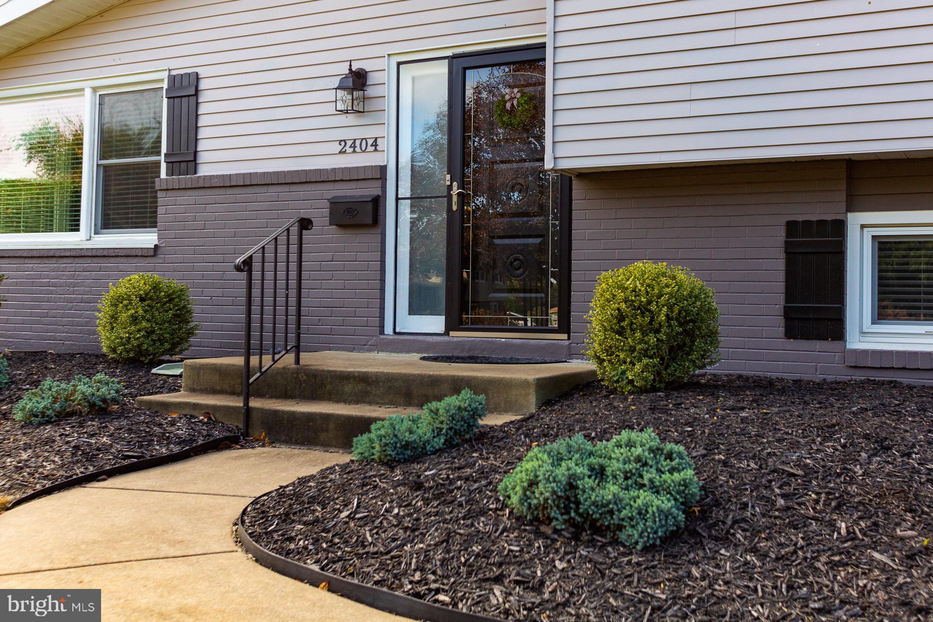 2404 Knowles Road Wilmington, DE 19810 - Photo 2 of 26 Exterior front