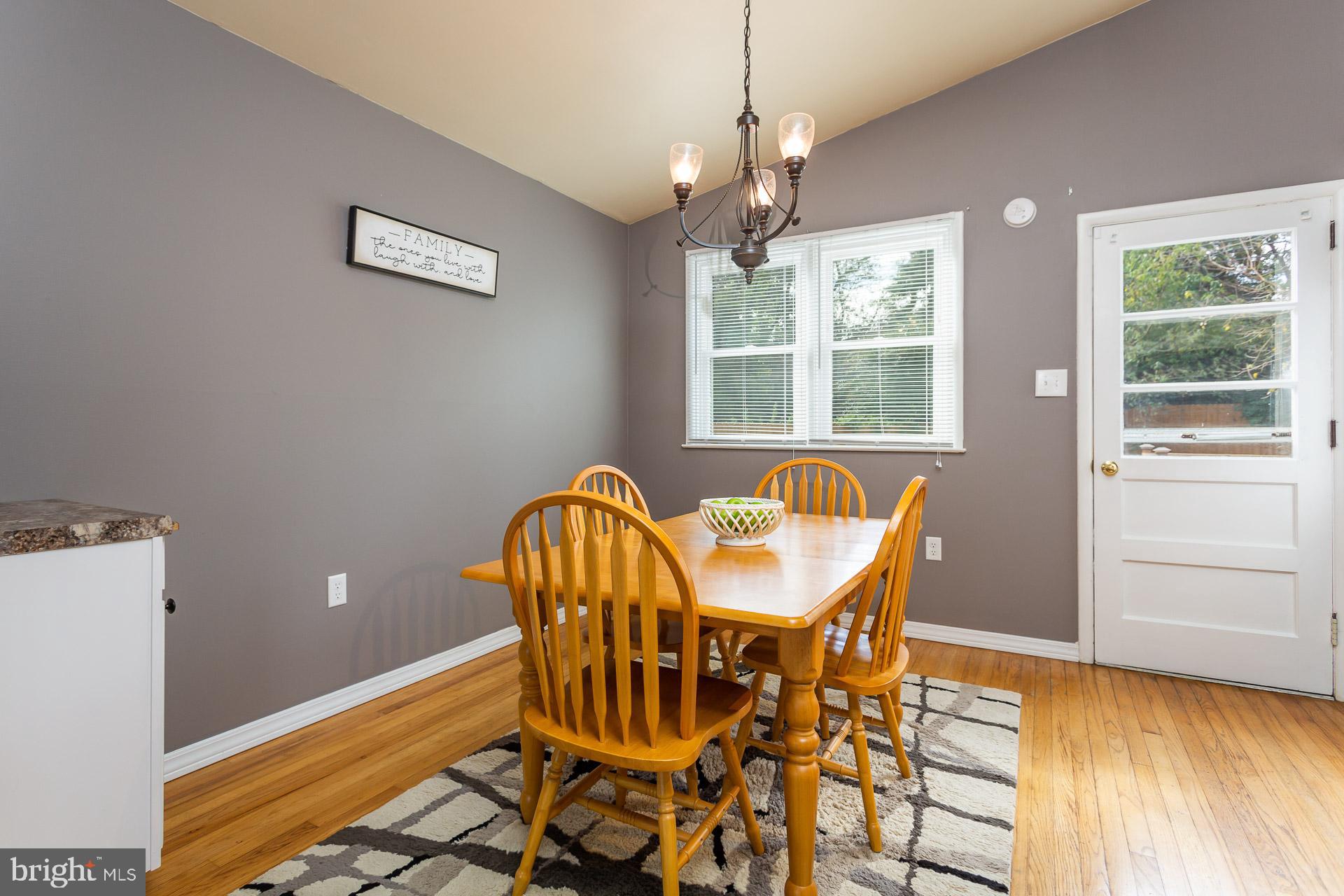 2404 Knowles Road Wilmington, DE 19810 - Photo 6 of 26 Dining room