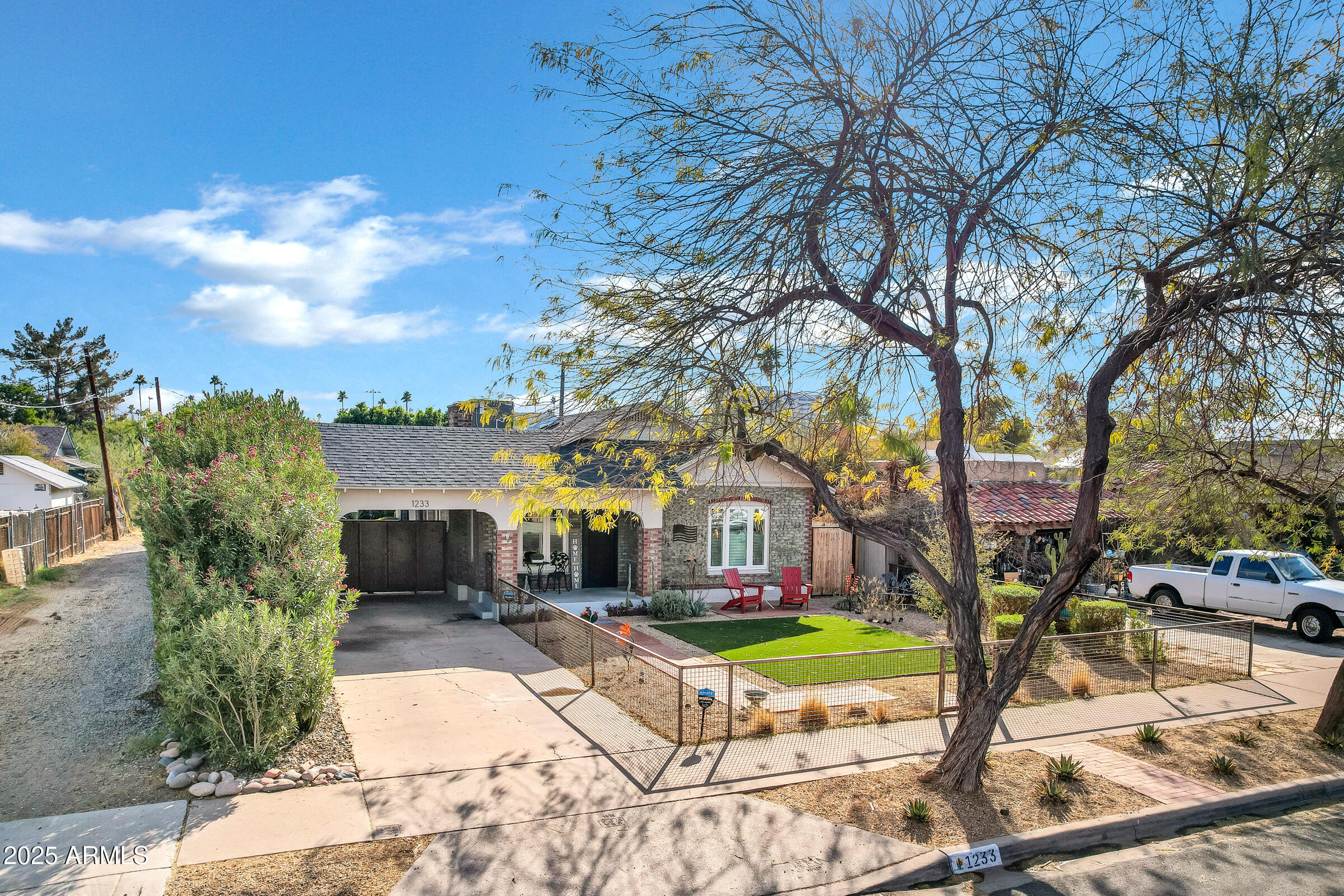 1233 East Monte Vista Road Phoenix, AZ 85006 - Photo 38 of 43 1233 E Monte Vista Rd-40
