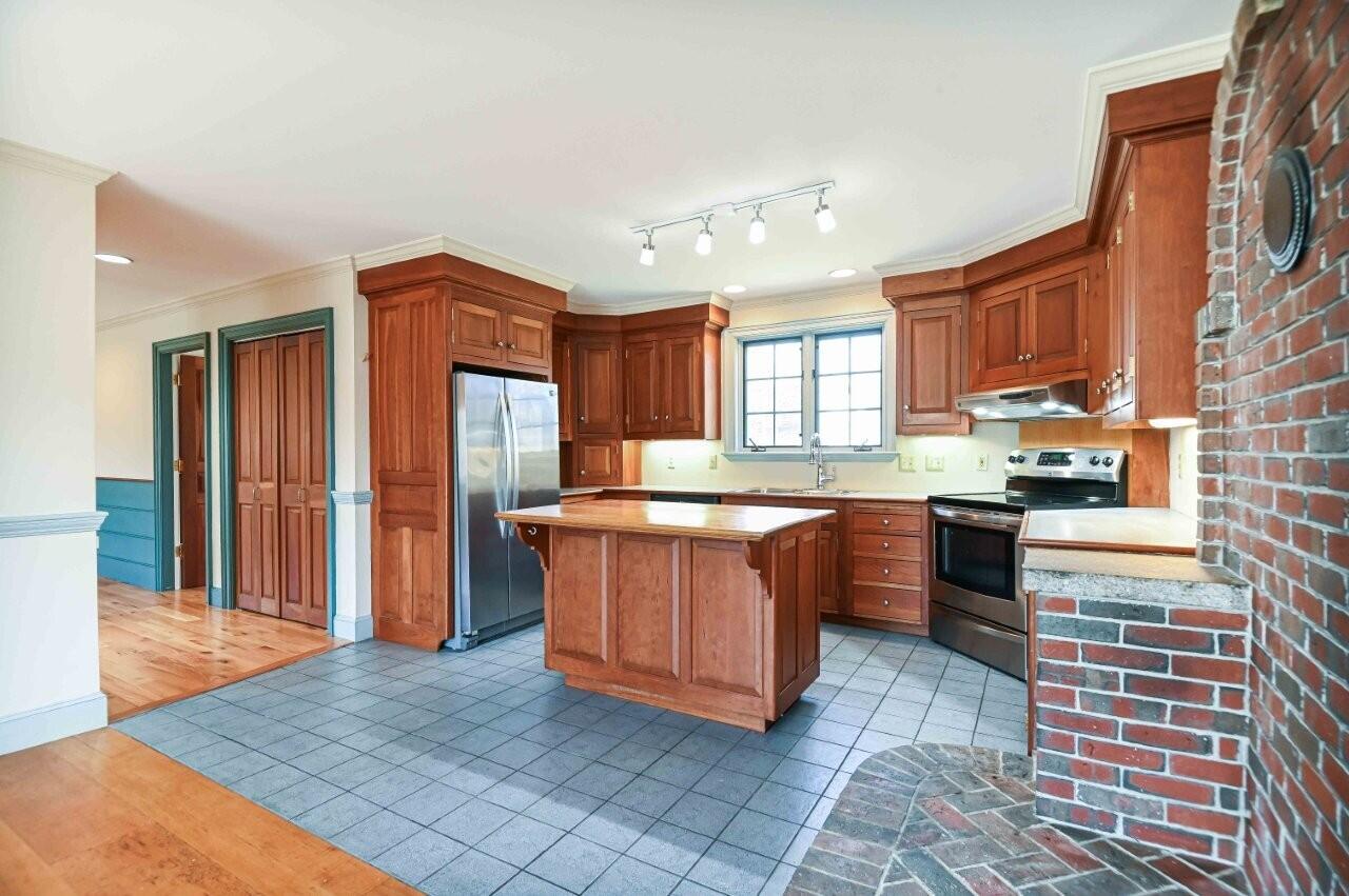 4 Hemming Way York, ME 03909 - Photo 5 of 45 5