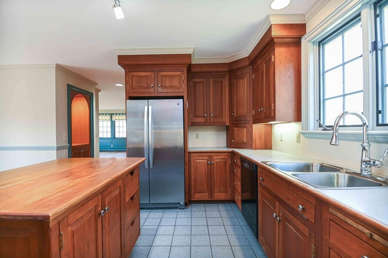 4 Hemming Way York, ME 03909 - Photo 6 of 45 6