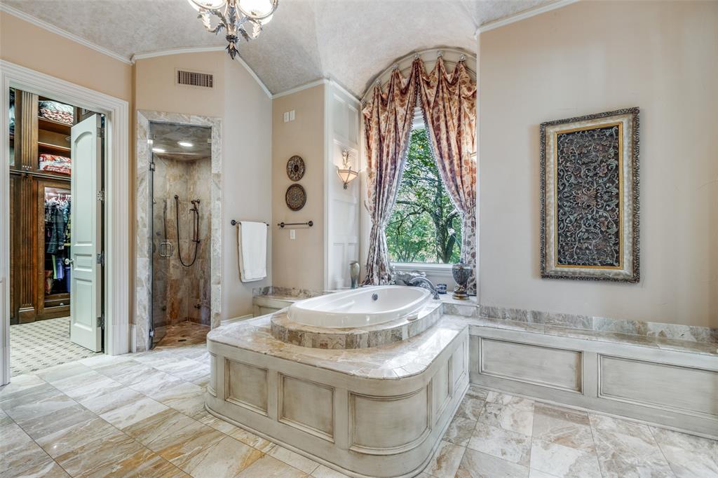 8901 Farm To Market Road 455 Pilot Point, TX 76258 - Photo 14 of 40 Primary Bathroom with Italian Marble Finish Out