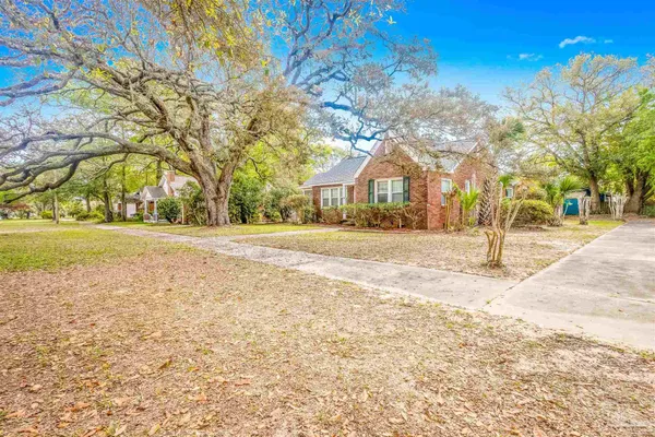 $2,150 | 1701 East Bobe Street, Pensacola, FL 32503