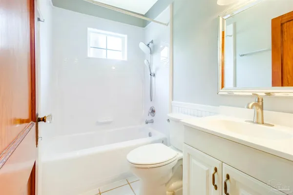 $2,150 | 1701 East Bobe Street, Pensacola, FL 32503