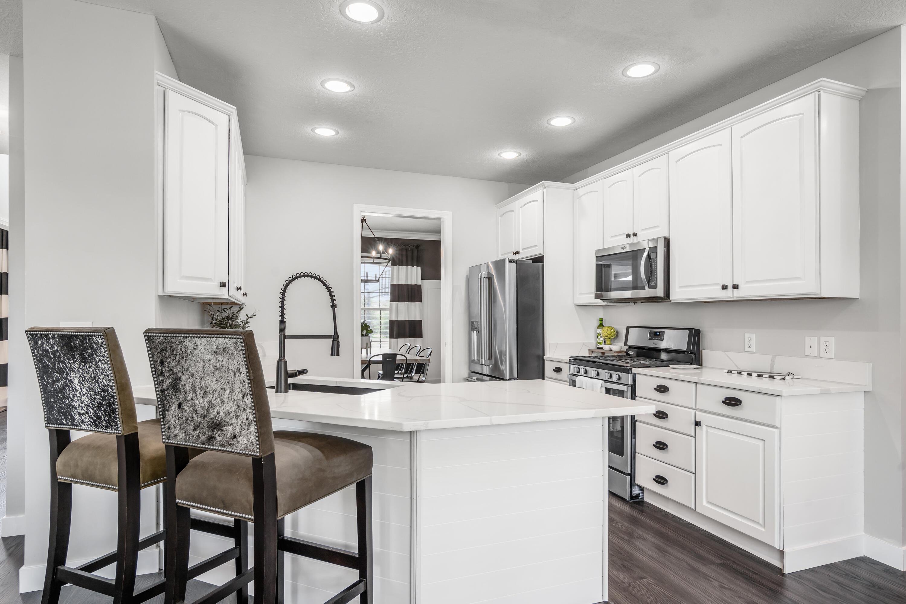 3518 Hyatts Road Powell, OH 43065 - Photo 10 of 59 Kitchen