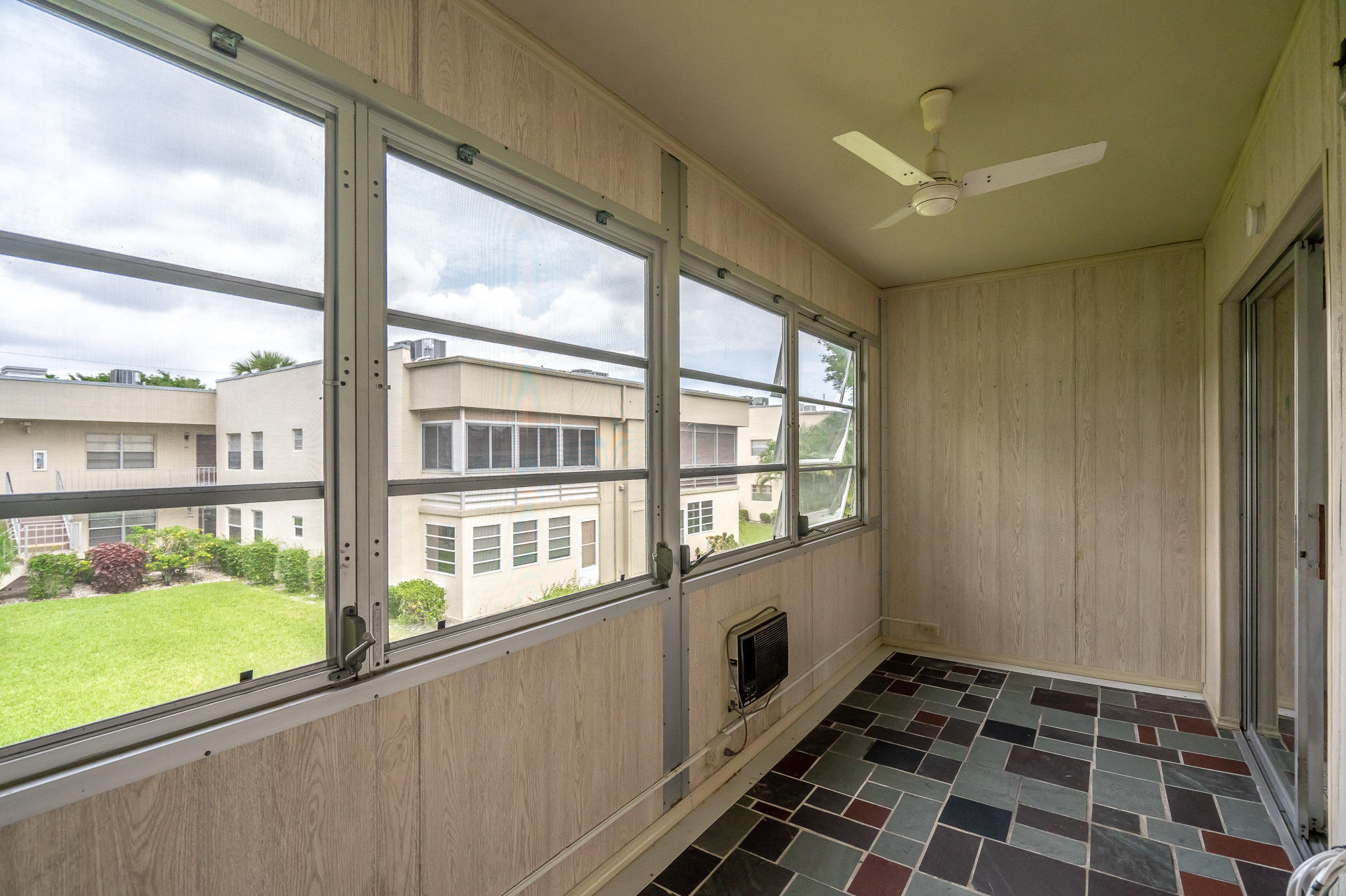 842 Normandy Trail Delray Beach, FL 33484 - Photo 18 of 29 Balcony