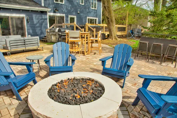 $5,400 | 2S316 Arrowhead Drive, Wheaton, IL 60189
