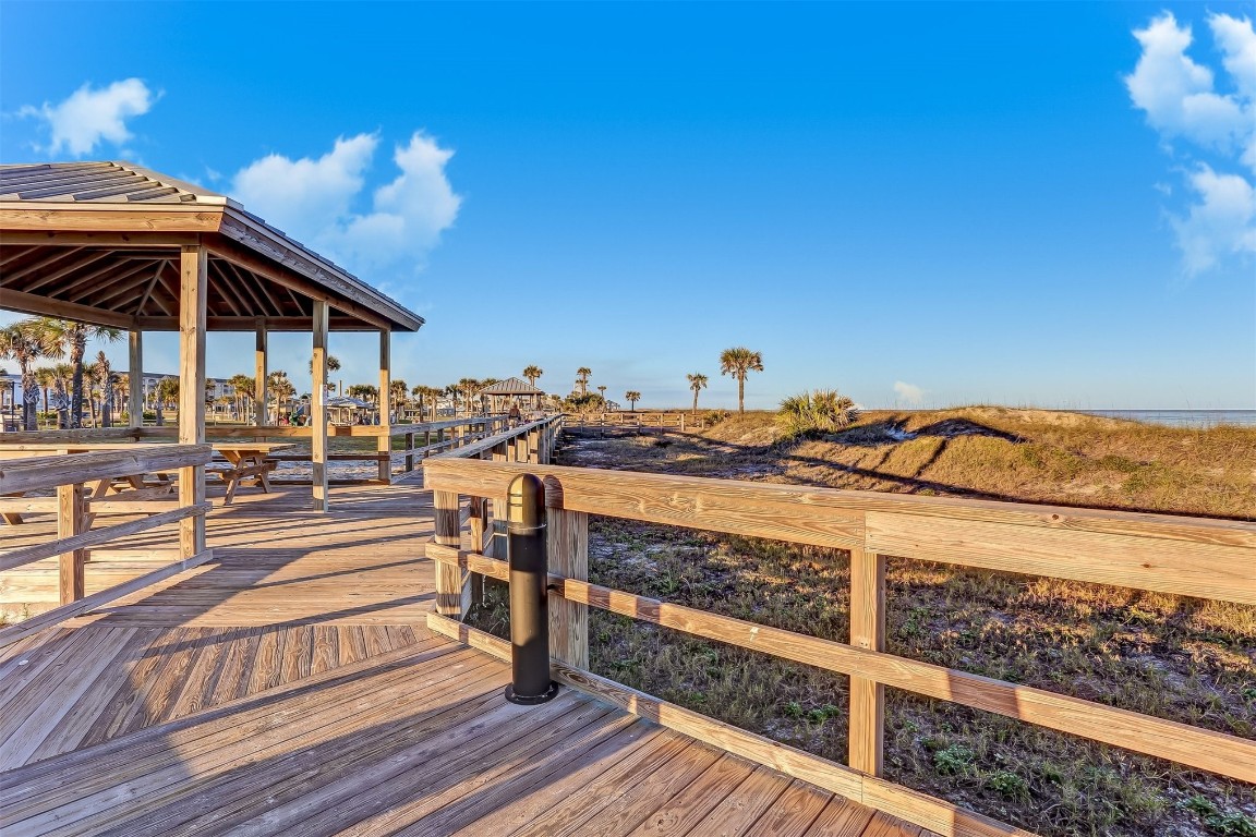 729 North Fletcher Avenue Fernandina Beach, FL 32034 - Photo 25 of 25 a view of a balcony with an outdoor space