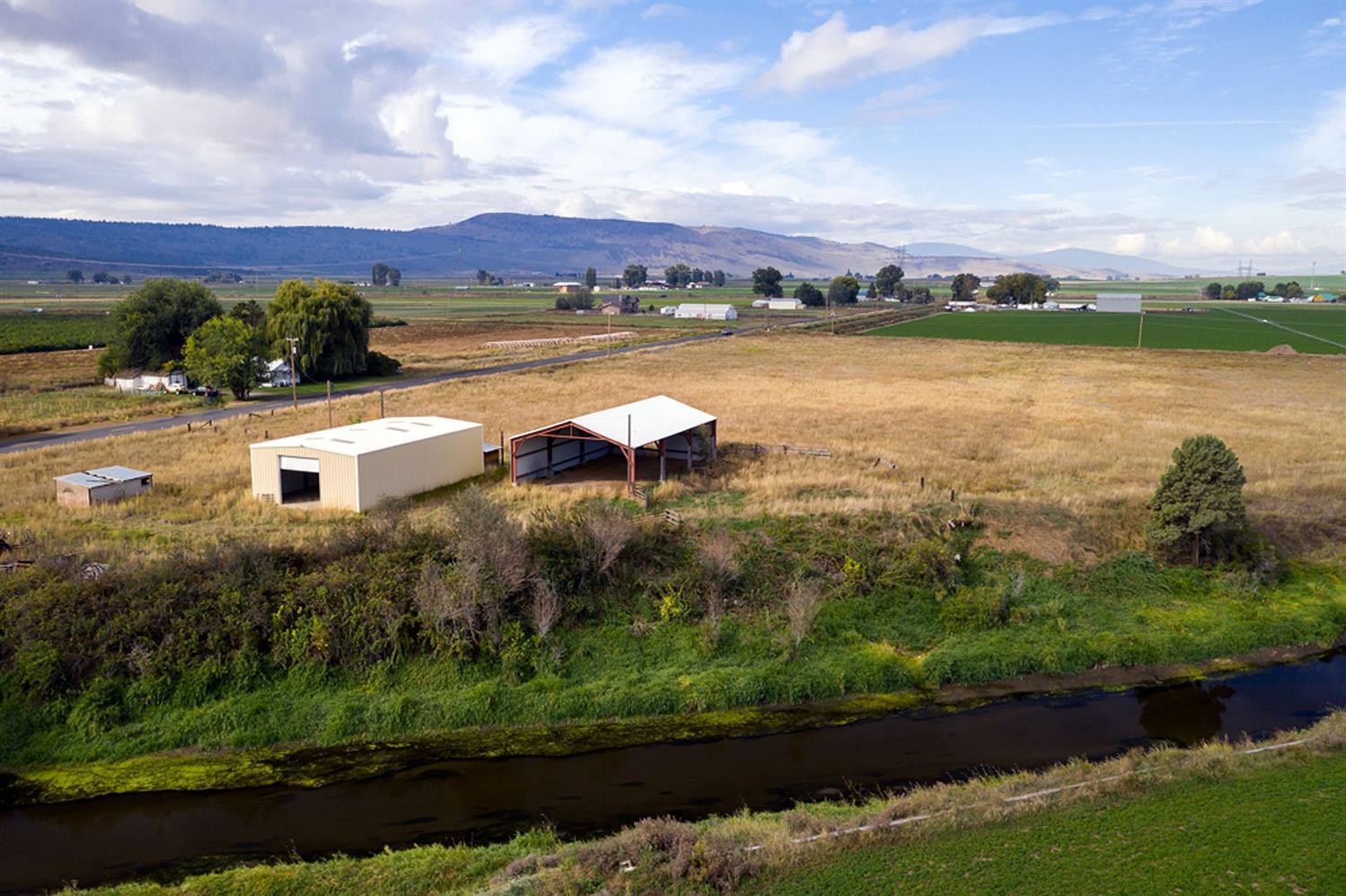 1 Elliott Road Klamath Falls, OR 97603 - Photo 1 of 9 Primary Photo