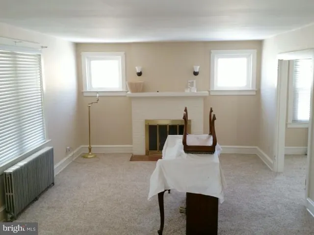 $2,600 | 329 North Main Street, Telford, PA 18969