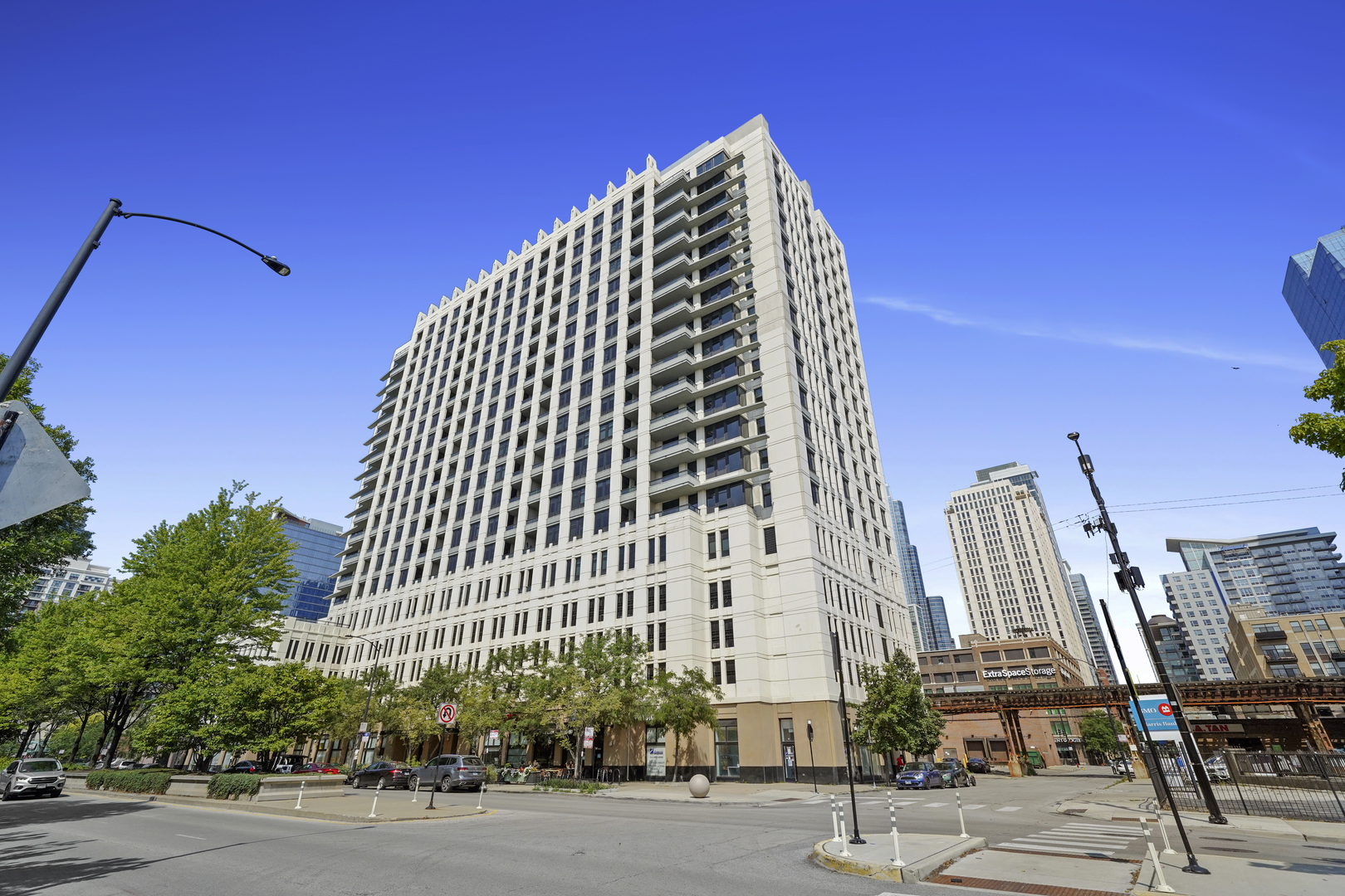 1255 South State Street, Unit 1609 Chicago, IL 60605 - Photo 12 of 12