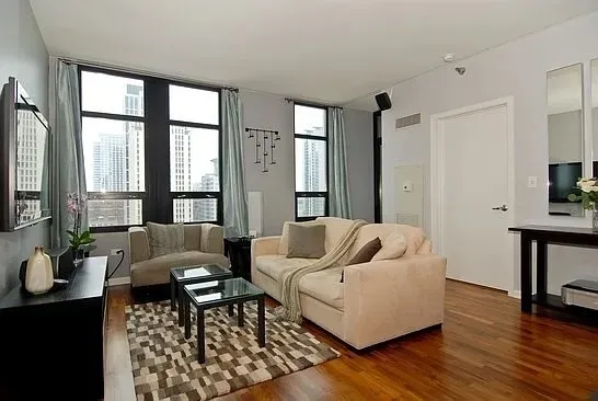 $2,050 | 1255 South State Street, Unit 1609, Chicago, IL 60605