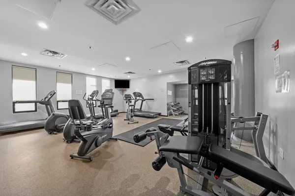 $2,050 | 1255 South State Street, Unit 1609, Chicago, IL 60605