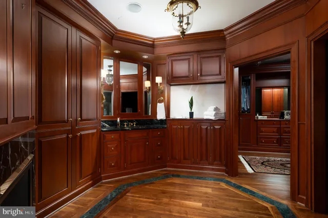 $7,995,000 | 11400 Highland Farm Court, Potomac, MD 20854