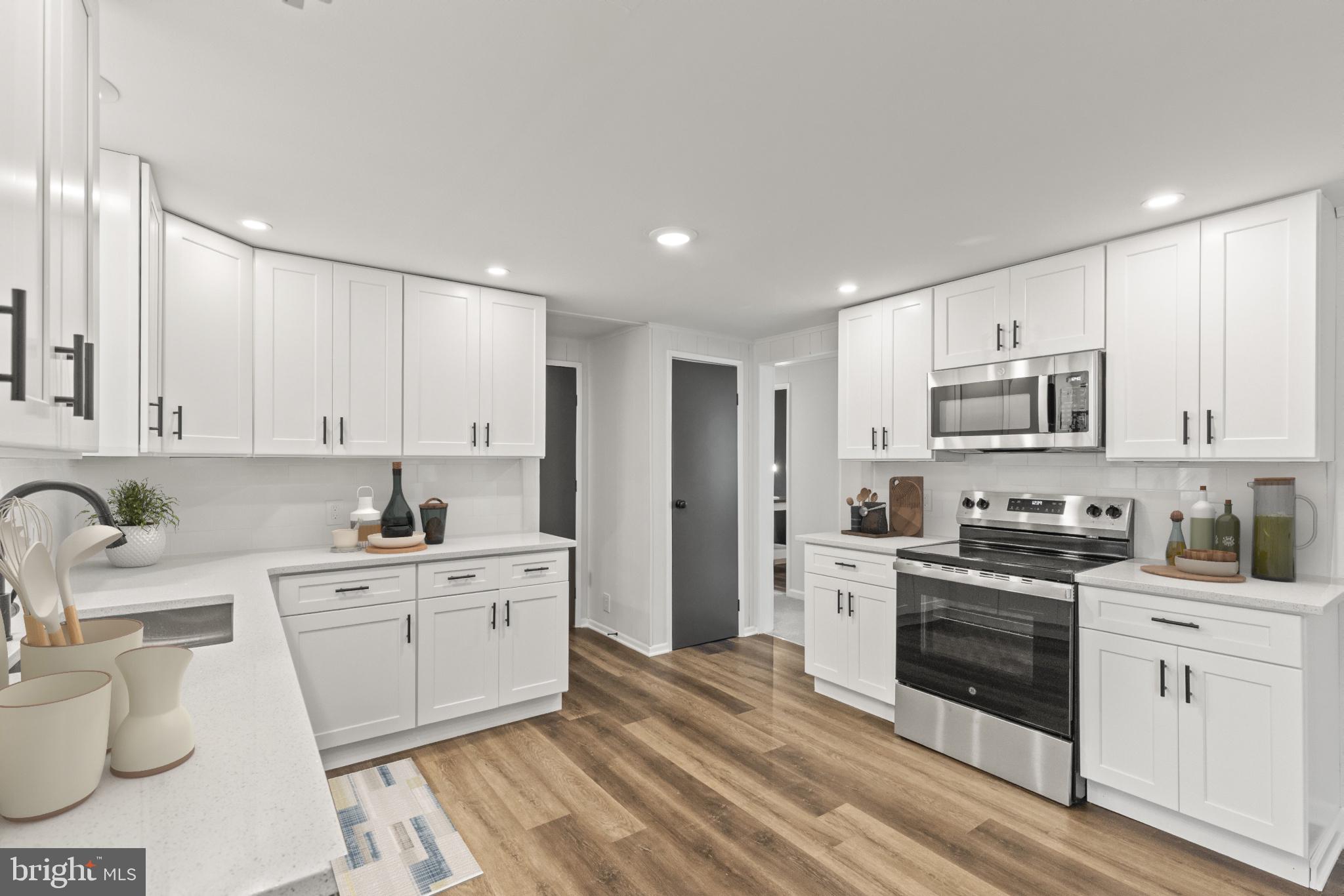 8287 Pleasant Valley Road Stewartstown, PA 17363 - Photo 15 of 48