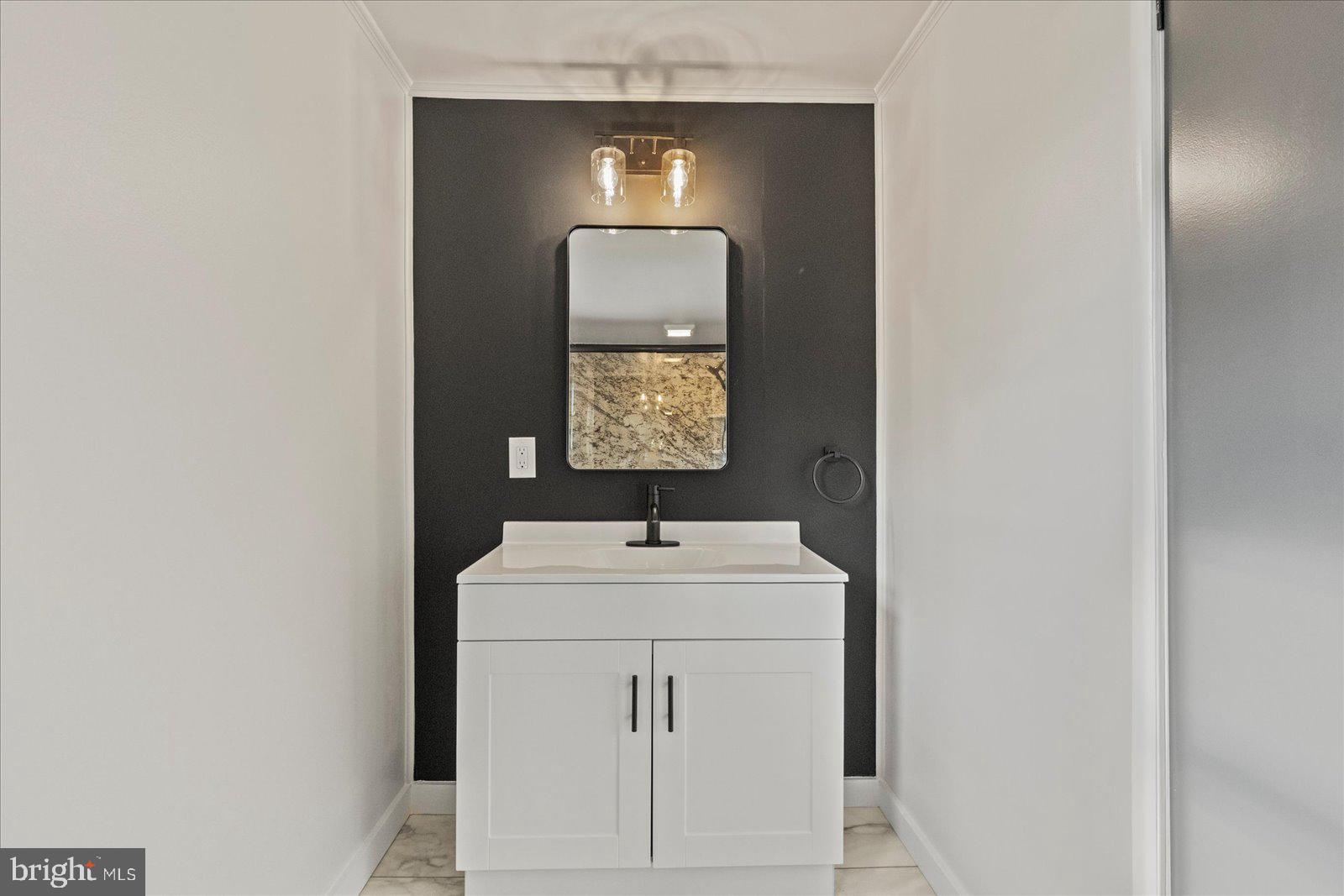 8287 Pleasant Valley Road Stewartstown, PA 17363 - Photo 36 of 48