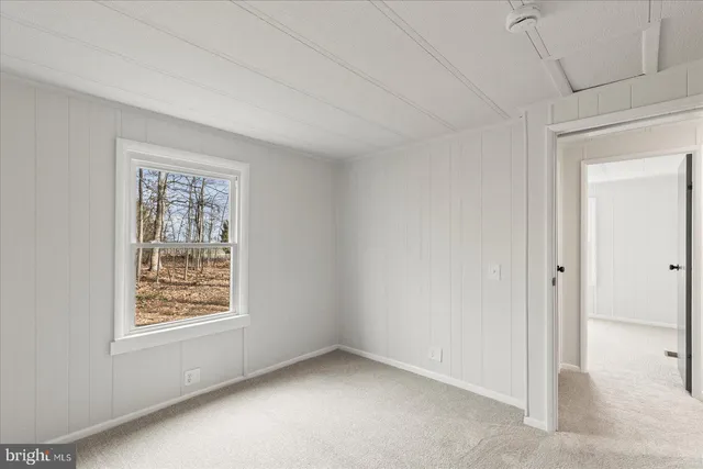 $299,900 | 8287 Pleasant Valley Road, Stewartstown, PA 17363