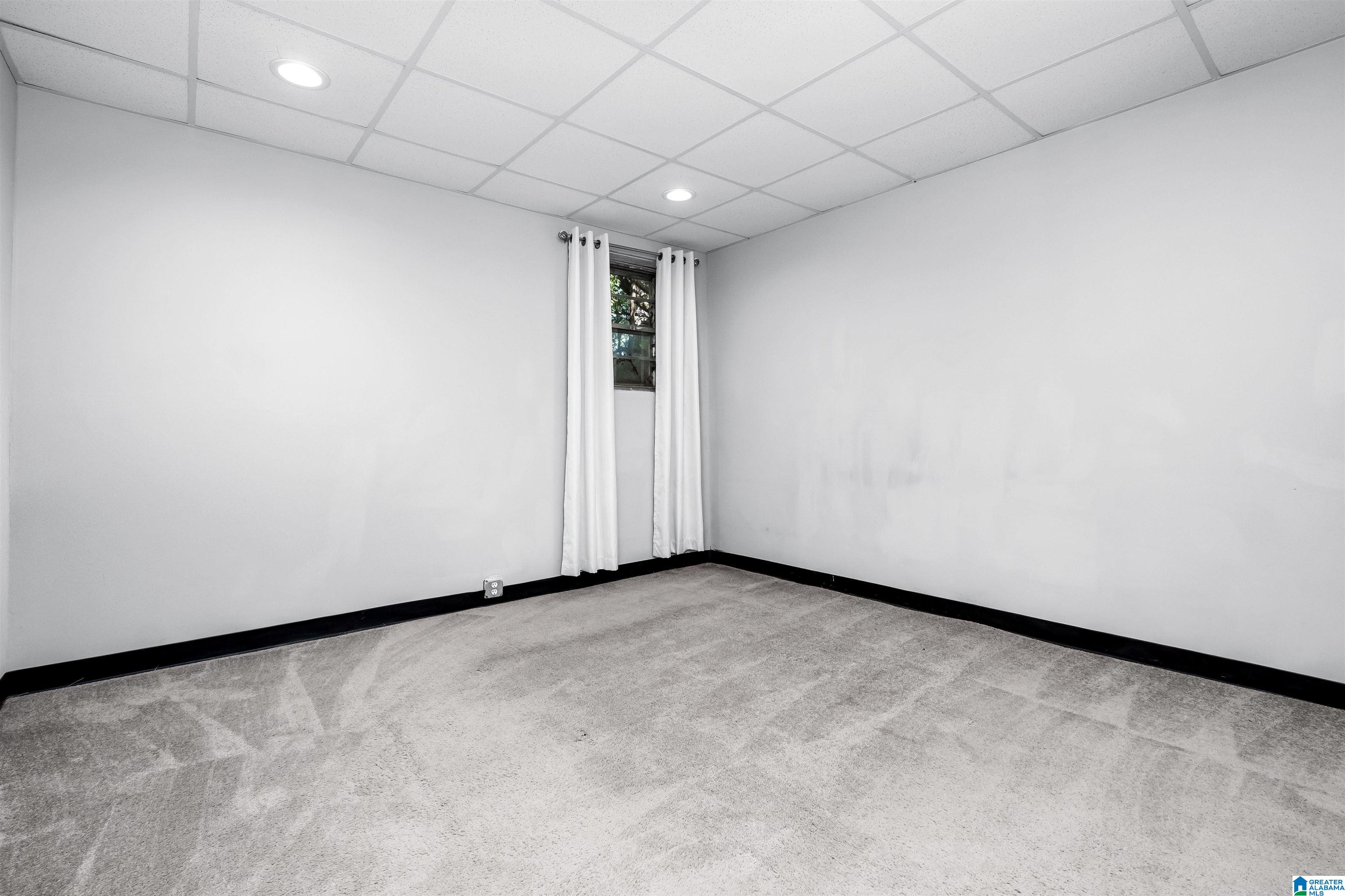 905 Ridgewood Circle Birmingham, AL 35235 - Photo 29 of 38