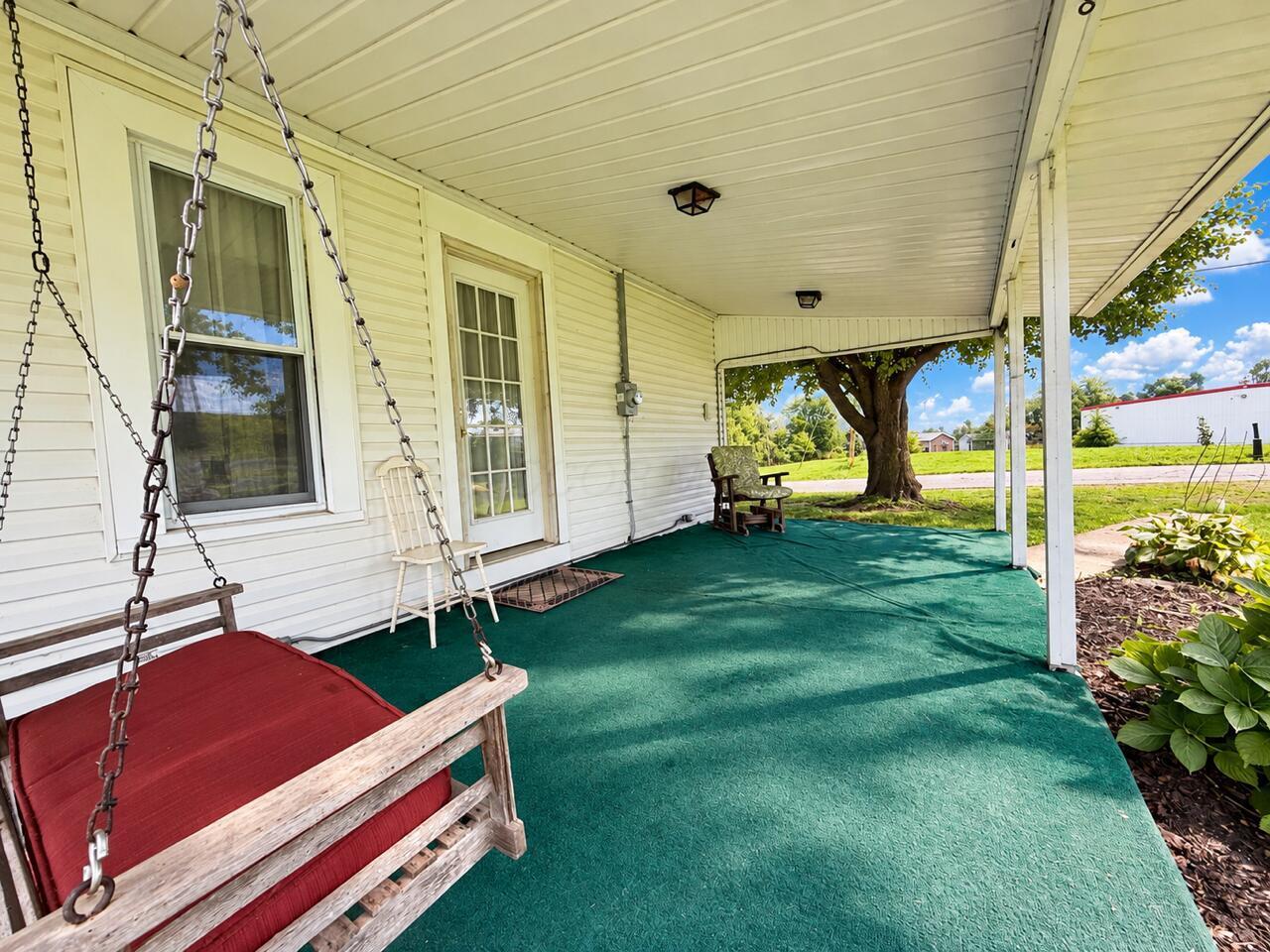 503 Blacksnake Road Utica, OH 43080 - Photo 18 of 23 Covered Porch