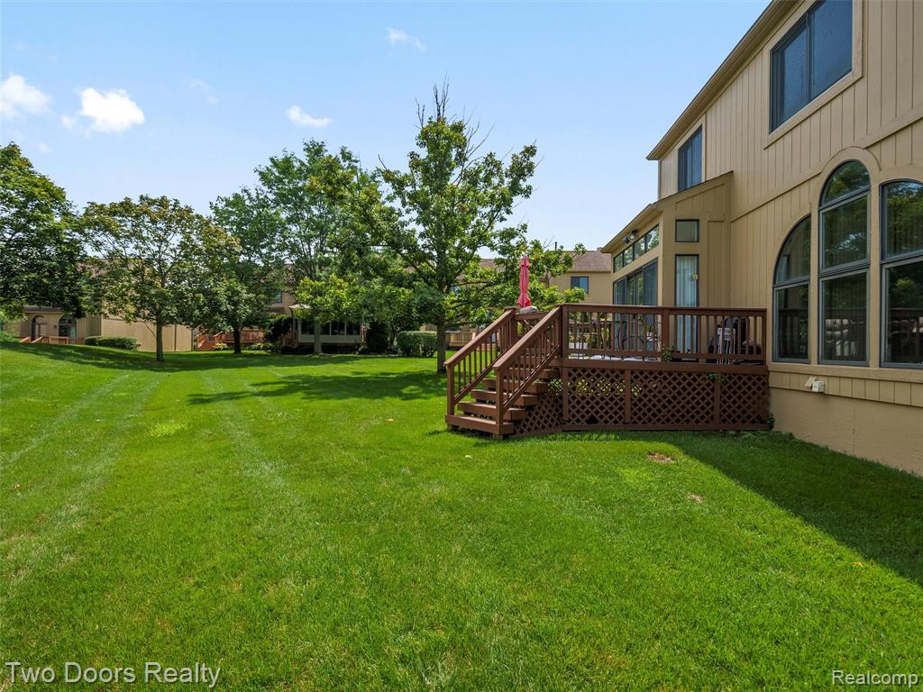 2239 Crystal Drive Rochester Hills, MI 48309 - Photo 22 of 42