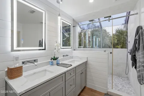 a view of a garden with plants