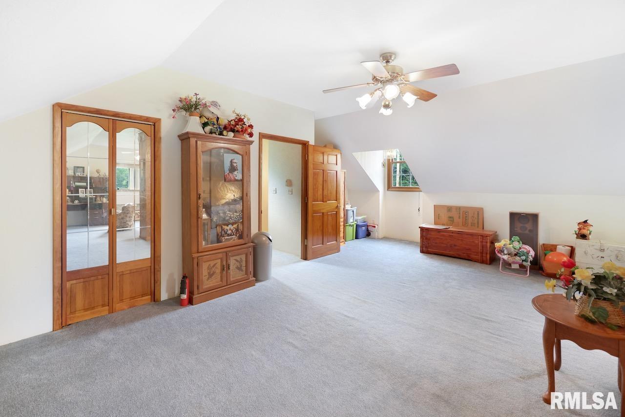 9721 South Reed City Road Mapleton, IL 61547 - Photo 26 of 34