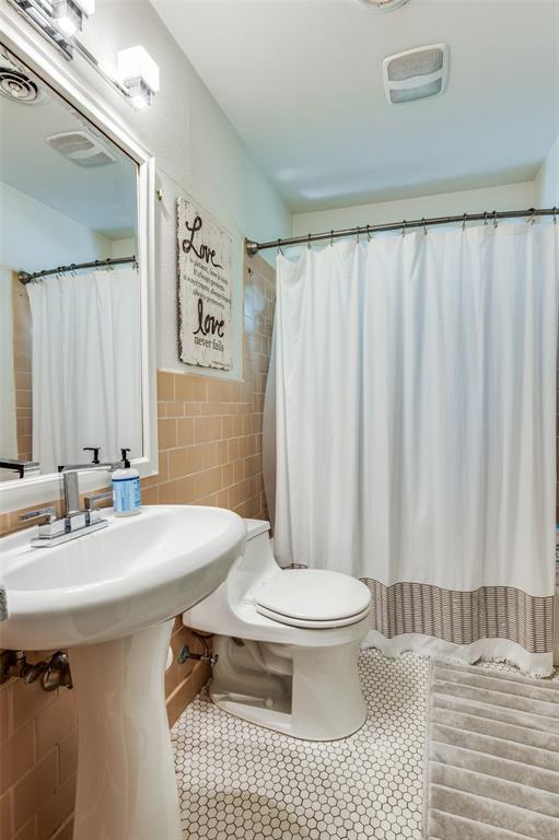 3582 Dryden Road Fort Worth, TX 76109 - Photo 10 of 15