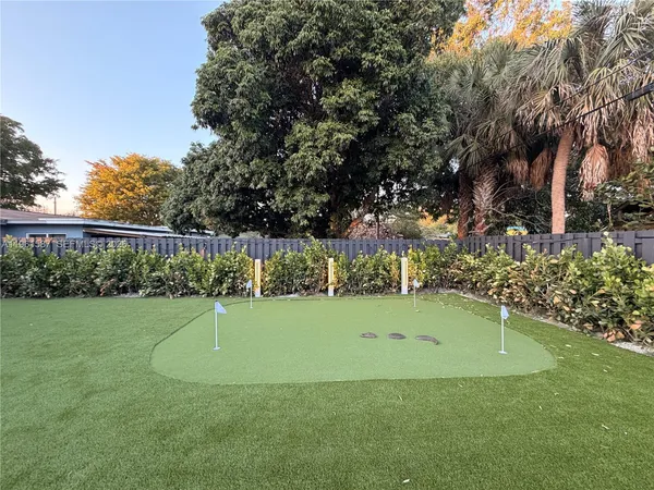 $7,200 | 920 Southwest 50th Avenue, Plantation, FL 33317