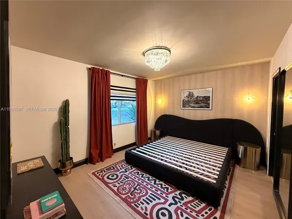 $7,200 | 920 Southwest 50th Avenue, Plantation, FL 33317