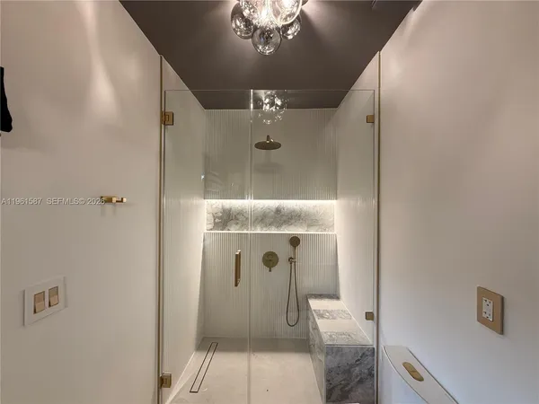 $7,200 | 920 Southwest 50th Avenue, Plantation, FL 33317