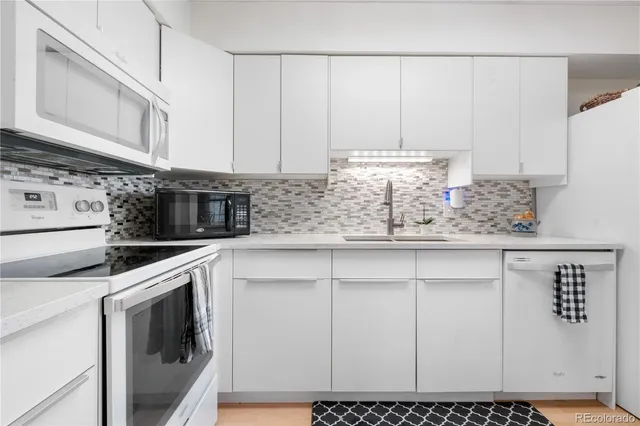 $279,990 | 7110 South Gaylord Street, Unit 7, Centennial, CO 80122