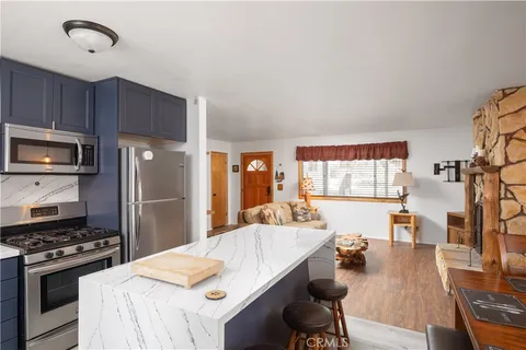 $499,000 | 41602 Mcwhinney Lane, Big Bear Lake, CA 92315