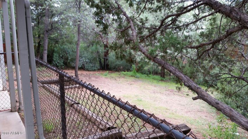 1402 North Sunset Drive Payson, AZ 85541 - Photo 27 of 28 Fenced yard