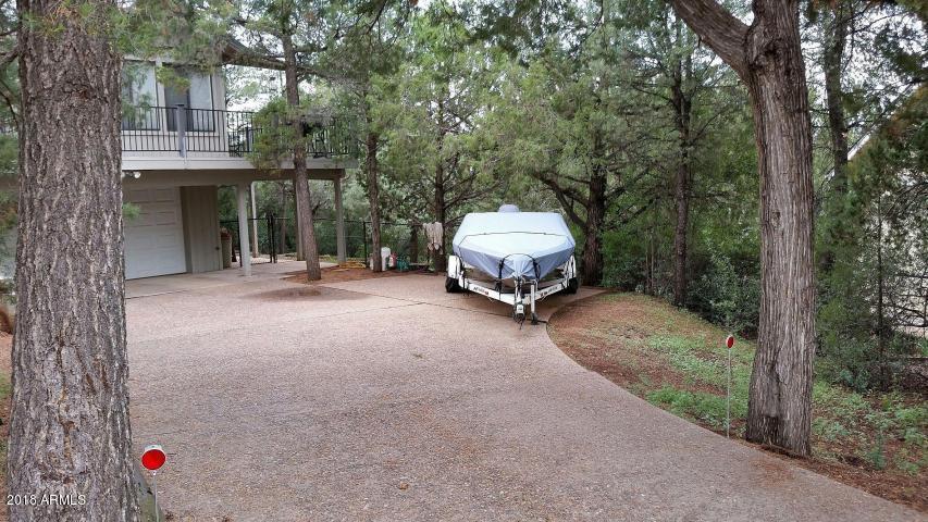 1402 North Sunset Drive Payson, AZ 85541 - Photo 7 of 28 Parking on Right side of Garage